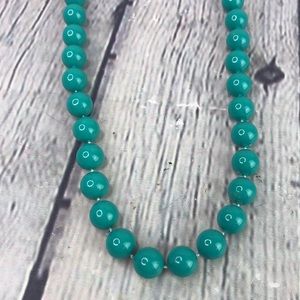 Elegant Turquoise Beaded Necklace
